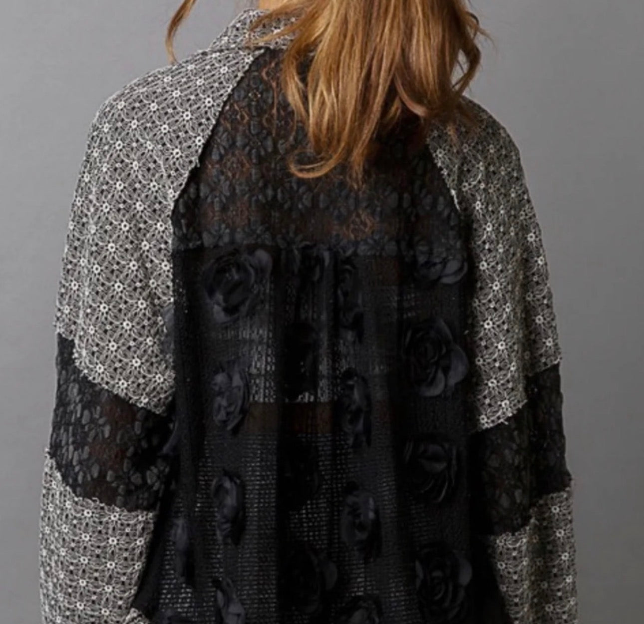 POL Black Lace Metal Button Flower Appliqué Mixed Fabric Balloon Sleeve Shacket