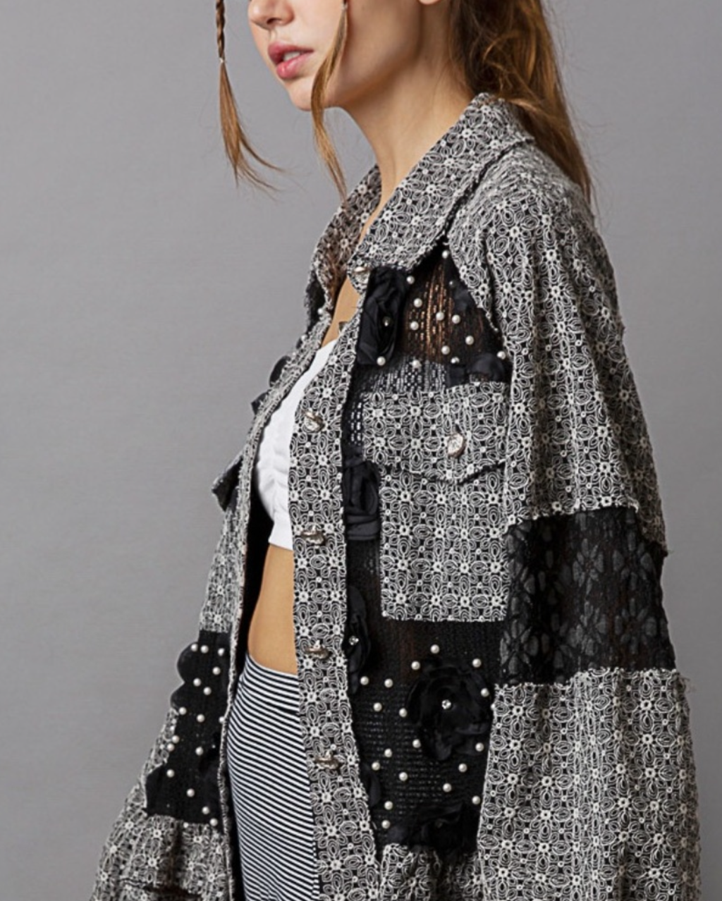 POL Black Lace Metal Button Flower Appliqué Mixed Fabric Balloon Sleeve Shacket